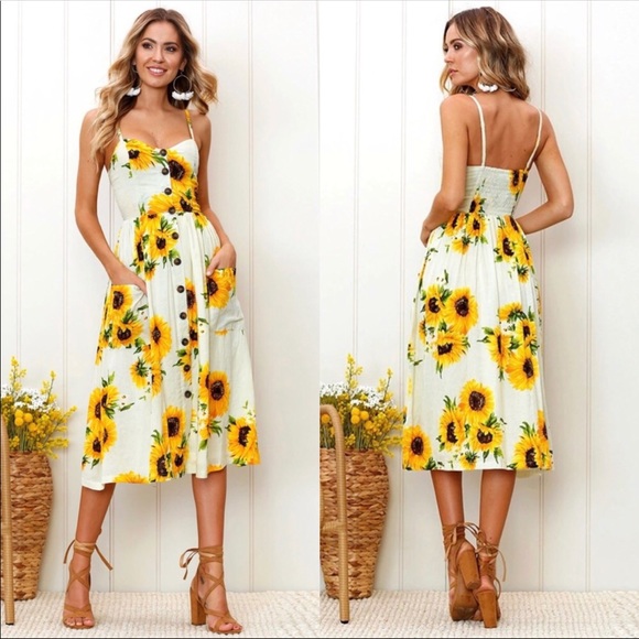 Dresses & Skirts - 5🌟NEW Beige Floral Print Spaghetti Strap Sundress